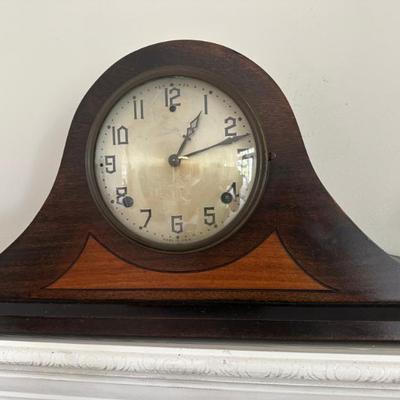 Mantle Clock