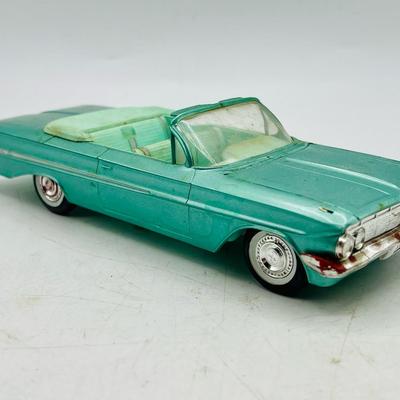 1961 Turquoise Chevrolet Convertible Dealer Promo Model Car 