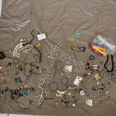 Sale Photo Thumbnail #481
