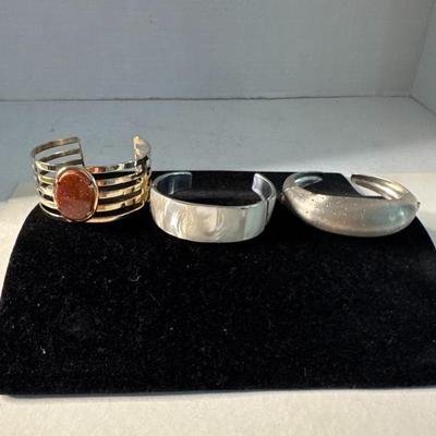 Sale Photo Thumbnail #260