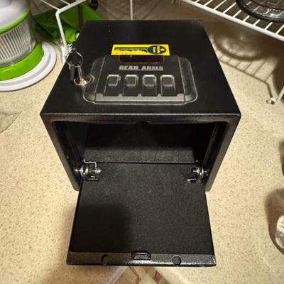 Sale Photo Thumbnail #145