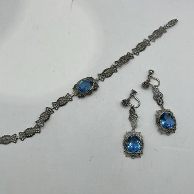 Sterling Silver & Sapphire Blue Bracelet & Earring Set 