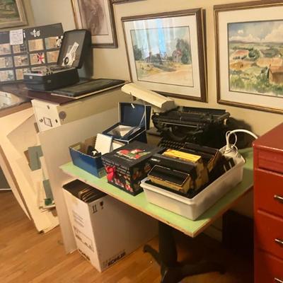 Estate sale photo