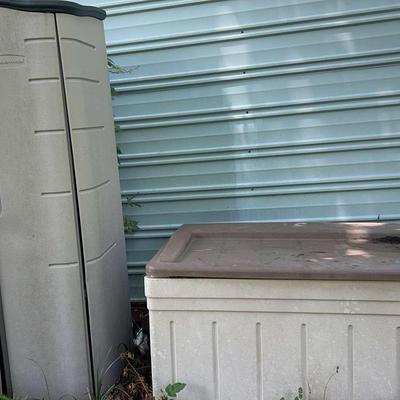 Rubbermaid Vertical Storage Shed & Suncast Deck Box