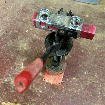 Bench-Mounted Manual Crimping/Press Tool with Lever Arm