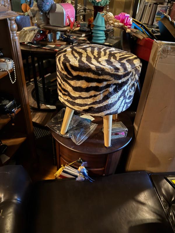 Sale Photo Thumbnail #271