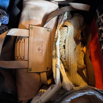 Sale Photo Thumbnail #177