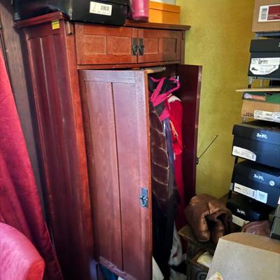 Sale Photo Thumbnail #144