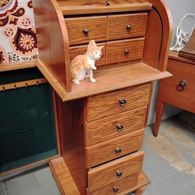 Sale Photo Thumbnail #36
