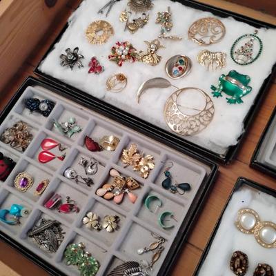 Sale Photo Thumbnail #73