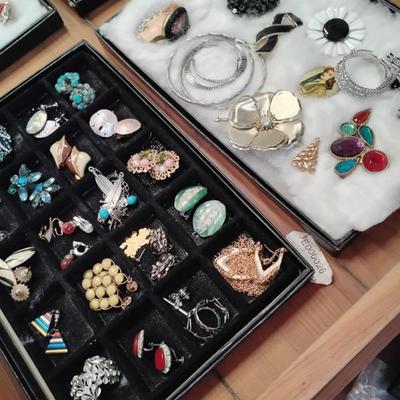 Sale Photo Thumbnail #71