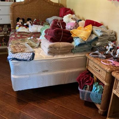 Sale Photo Thumbnail #85
