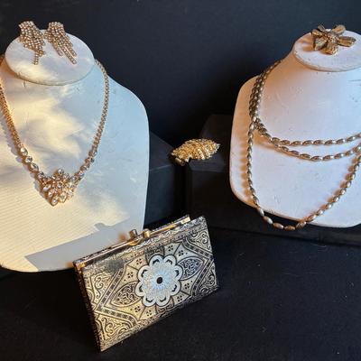 Roaring 20s Gold Tone Jewelry & Accessories