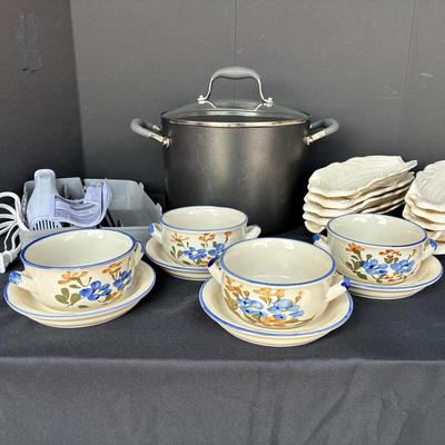 Tableware, Electric Knife And Cook Pot
