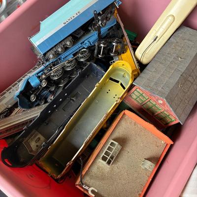 Model Electric Trains & Automobiles 