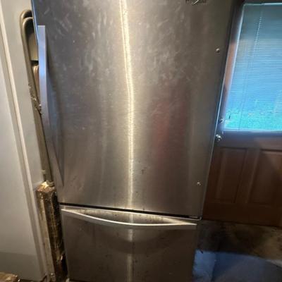 Refrigerator/ Freezer