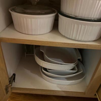 Serving dishes 