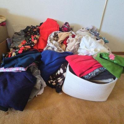Fr192 mystery lot 2 clothing women's
