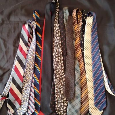 Fr184 mystery tie lot 2
