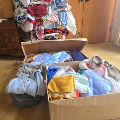 Fr191 mystery lot 1 clothing
