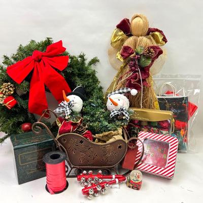 “Thomas Kinkade” Night Light & Christmas Items
