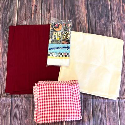 “Creative Expressions” & Tablecloth Assortment 