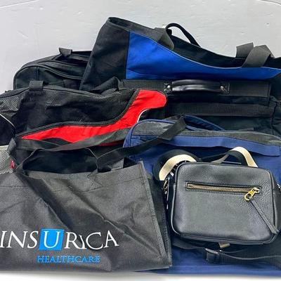 “Universal Thread” & Bag Collection 
