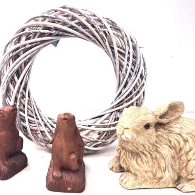 Wreath And Rabbit Decor