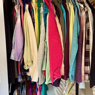 Women’s Clothes & Shoes Mystery Lot