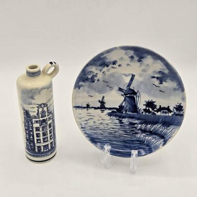 Holland Delft Small Vase & Plate