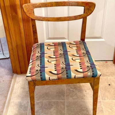 MCM Style Chair
