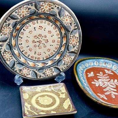 (3) Beautiful Floral Ceramics