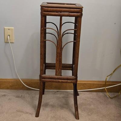 Tortoise Bamboo Pedestal Column Stand