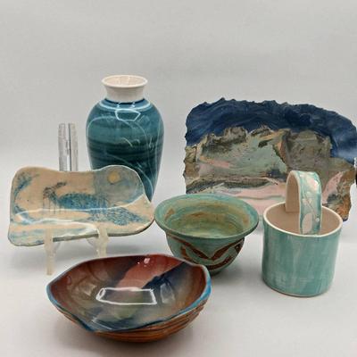 (6) Wonderful Pottery Pieces