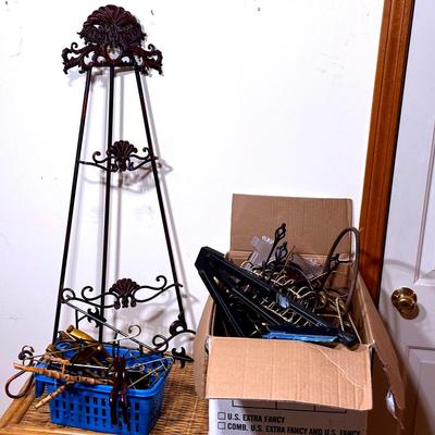 Display And Easel Adjacent Racks