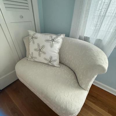 Sale Photo Thumbnail #99