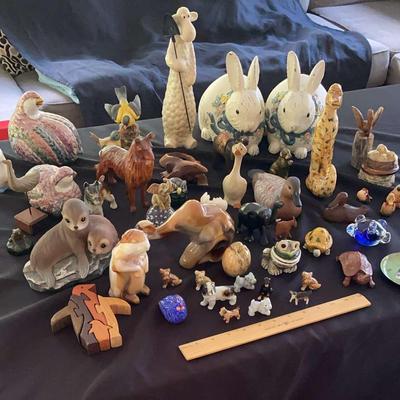 Imperial Caramel Glass Elephant and Chipmunk with Other Animal Decor 