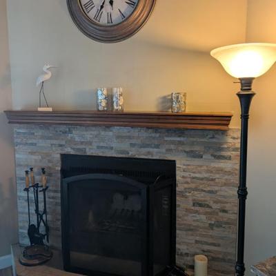 NICKNAKS, ONE OF TWO MATCHING POLE LAMPS, BATTERY POWERED CLOCK, NOTE:
FIREPLACE ACCESSORIES NFS