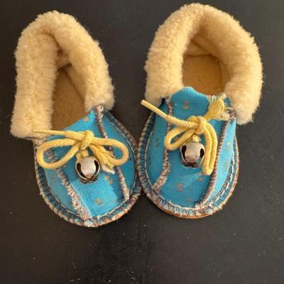 Baby-Sized Synthetic Wool-Lined Moccasins