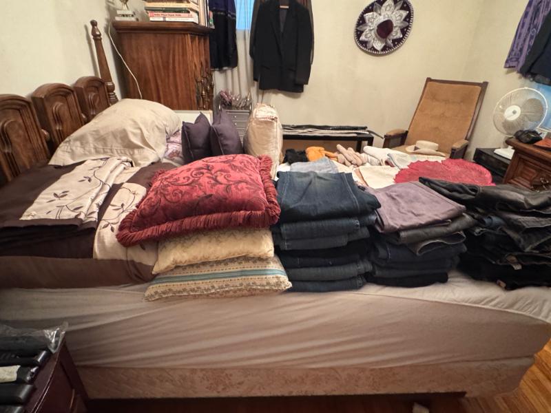 Sale Photo Thumbnail #28