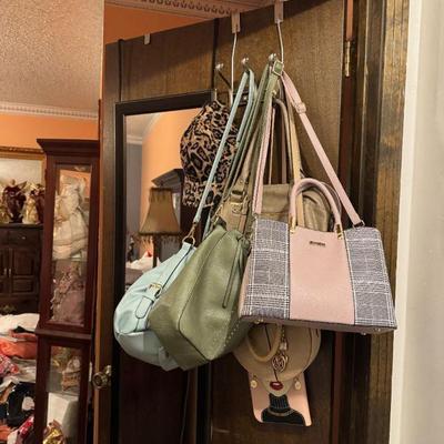 Sale Photo Thumbnail #46