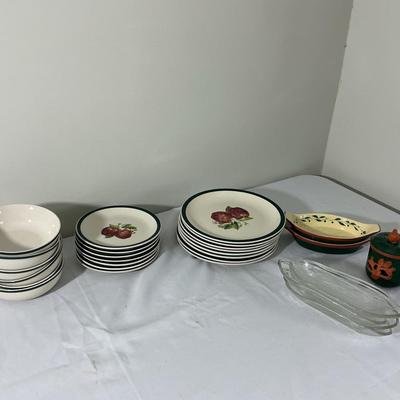 Set Of Apple Dinner Ware