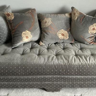 Traditional Sofas