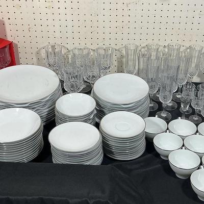 Vintage Noritake Fremont 6127 Dinnerware China Set