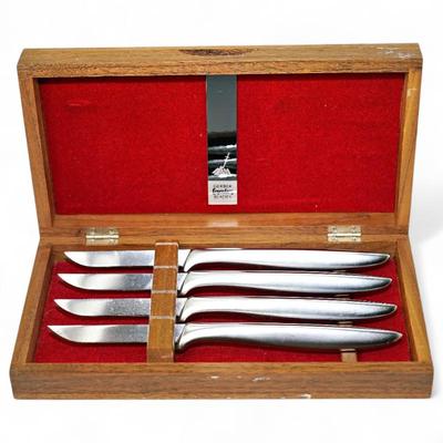 Sale Photo Thumbnail #59: 4 Gerber Miming Steak Knives in Walnut Case