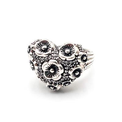 Sale Photo Thumbnail #70: Stephen Dweck Sterling Silver Diamonds Heart Ring