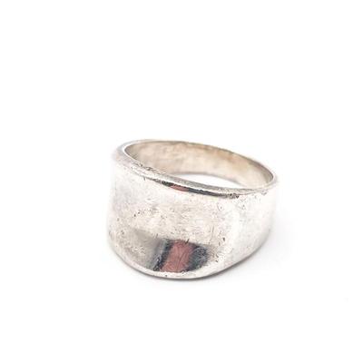 Sale Photo Thumbnail #152: Vintage Mexican Sterling Silver Hammered Ring, Size 10