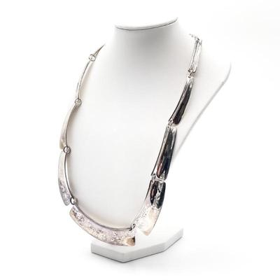 Sale Photo Thumbnail #206: 925 Sterling Silver Necklace w/ Curved Links