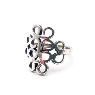 Sale Photo Thumbnail #154: 925 Sterling Silver Vintage Swirl Cocktail Ring Size 7