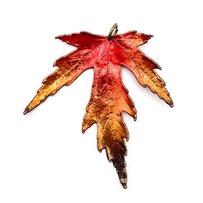 Sale Photo Thumbnail #274: Maple leaf-shaped pendant